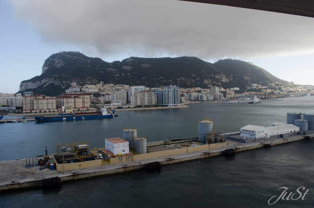 Bild Gibraltar vom Schiff aus