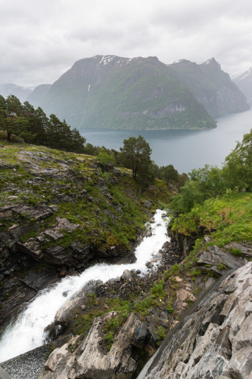 Blick auf den Geiranger Fjord